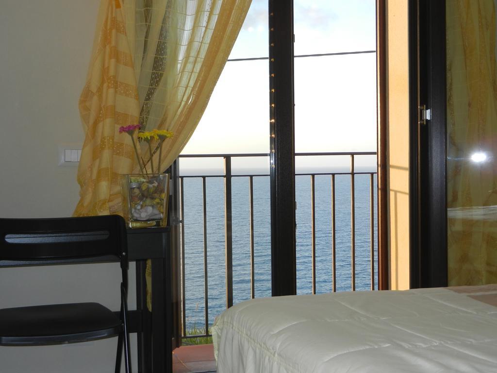 Framavi Villa Cefalù Szoba fotó