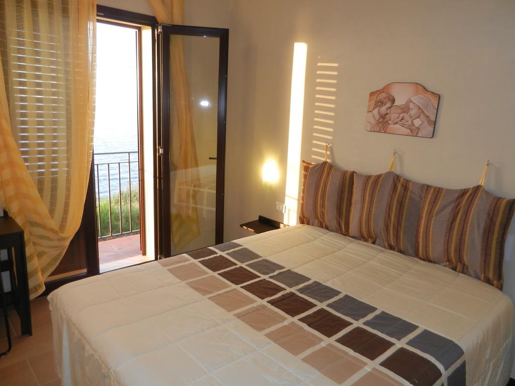 Framavi Villa Cefalù Szoba fotó